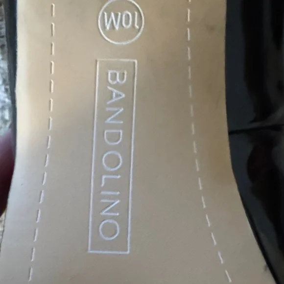 Bandolino Black Patent Pumps – Size 10M - Picture 5 of 5